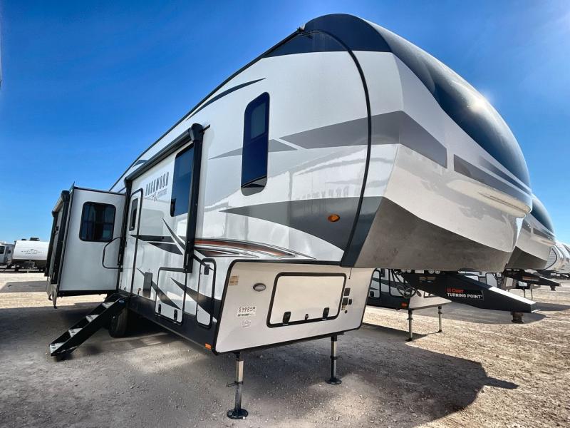 2022 Forest River Rockwood Signature 8288SB Fifth Wheel 2022 Forest River Rockwood Signature 8288SB Fifth Wheel