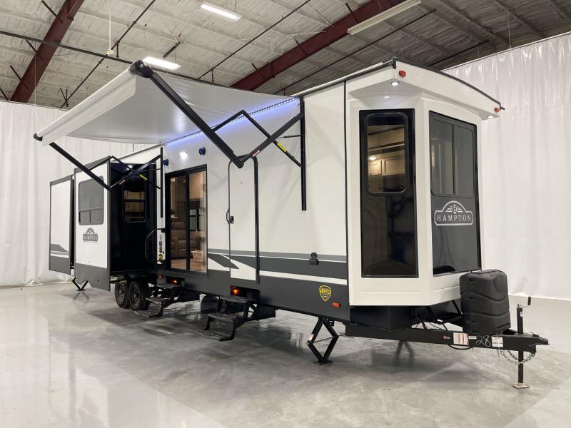 2022 CrossRoads RV Hampton 380RKS Destination Trailer 2022 CrossRoads RV Hampton 380RKS Destination Trailer