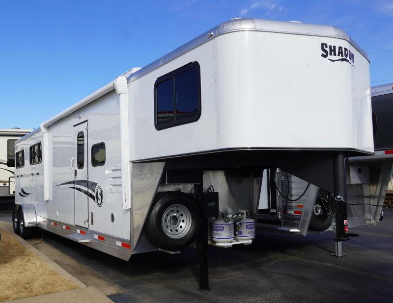 2020 Shadow Trailers 69286S-4SL-GN-E-LQ Horse Trailer 2020 Shadow Trailers 69286S-4SL-GN-E-LQ Horse Trailer