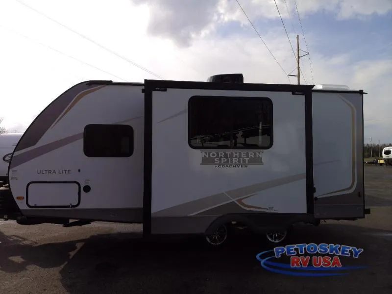 2025 Coachmen RV spirit 1943rb