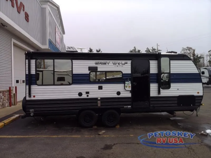 2024 Forest River cherokee grey wolf 20rdse