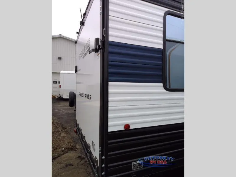 Trailer Image