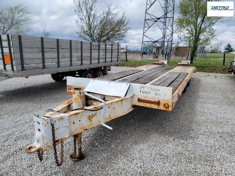 1990 Eager Beaver 102x24 (19+5) 18K Equipment Deckover Trailer 1990 Eager Beaver 102x24 (19+5) 18K Equipment Deckover Trailer