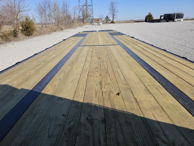new Equipment / Flatbed Trailers Sure-Trac  for sale, in Bainbridge, IN Thumbnail 8