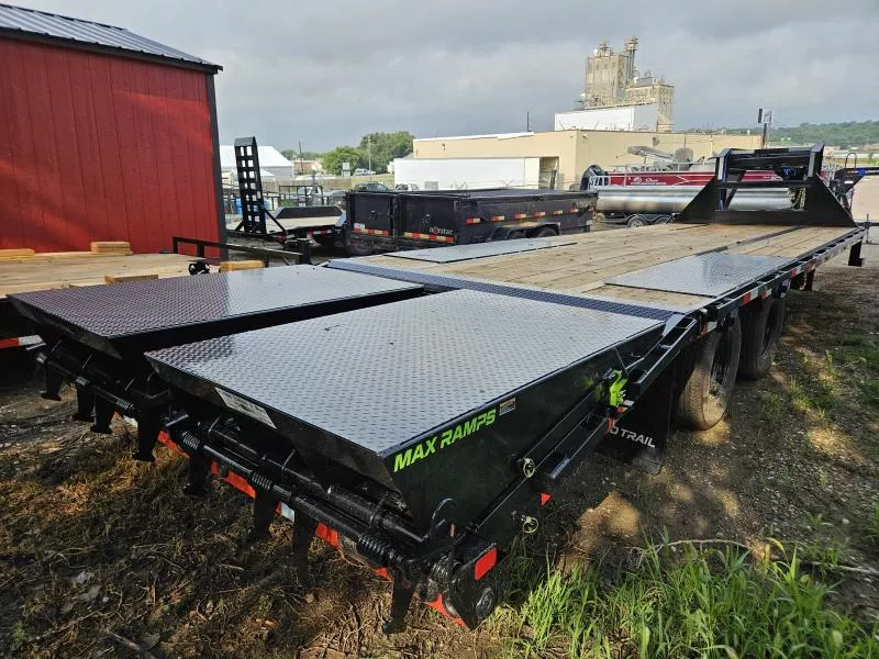 new Equipment / Flatbed Trailers Load Trail  for sale, in Sioux City, IA Thumbnail 4