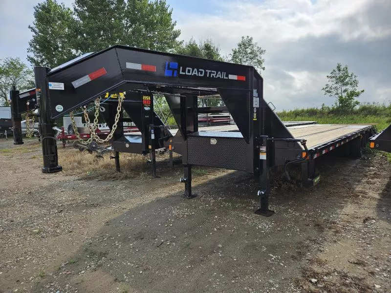 2026 Load Trail 102x32 Low Pro Gooseneck Flatbed Trailer
