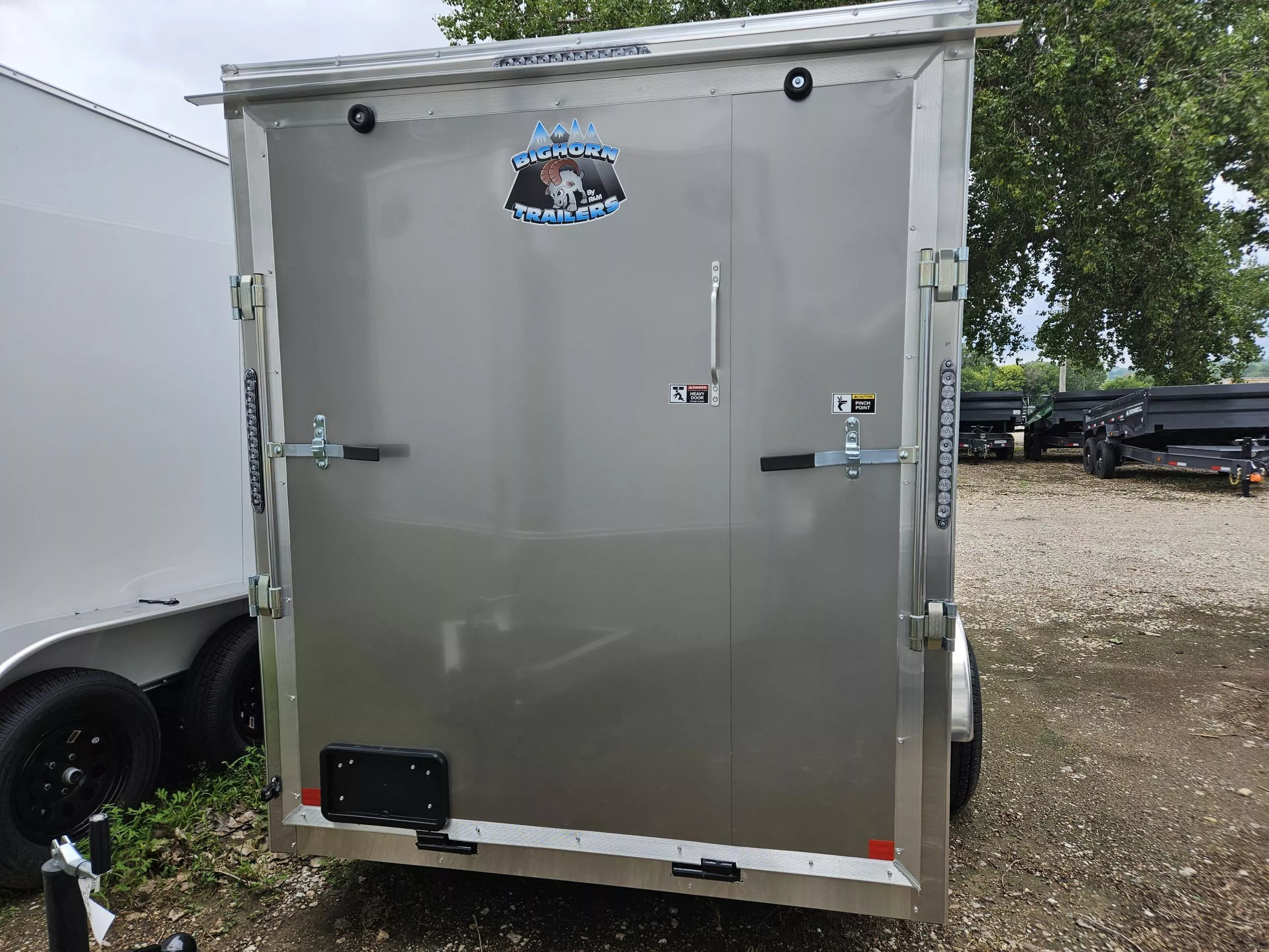 シルバーイグアノドン約6cm 箱付き 2026 Bighorn 6x12 Single Axle Cargo / Enclosed Trailer in Sioux
