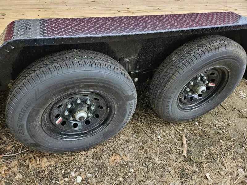new Equipment / Flatbed Trailers Load Trail  for sale, in Sioux City, IA Thumbnail 5