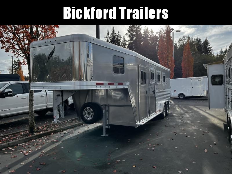 2023 Featherlite 8542 Horse Trailer 2023 Featherlite 8542 Horse Trailer