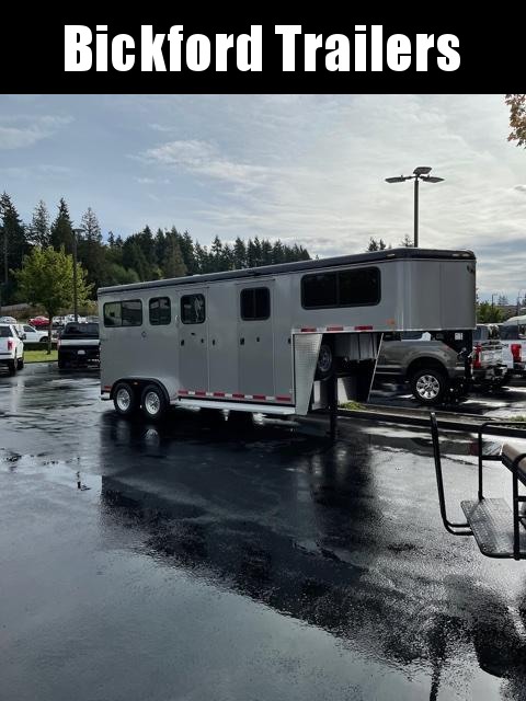 2022 Hawk Trailers Elite / Classic Horse Trailer 2022 Hawk Trailers Elite / Classic Horse Trailer