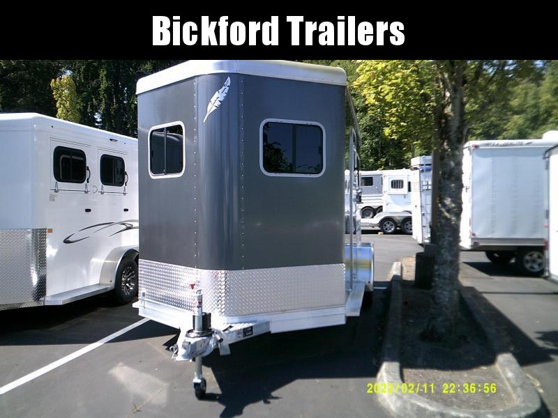 2022 Featherlite 7442 Horse Trailer 2022 Featherlite 7442 Horse Trailer