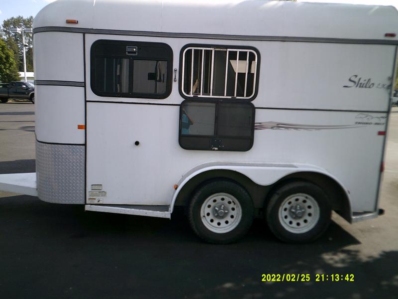 2008 Thuro-Bilt Spirit Horse Trailer 2008 Thuro-Bilt Spirit Horse Trailer