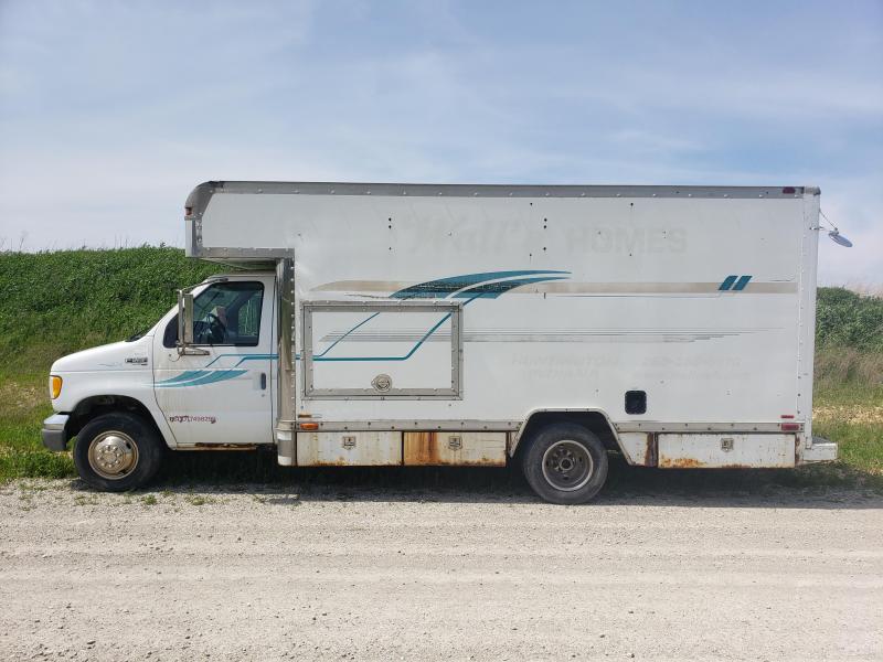 1997 Ford Super Duty 7.3 Diesel Box Van 1997 Ford Super Duty 7.3 Diesel Box Van