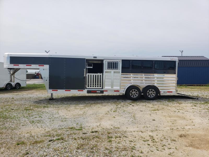2022 Exiss Exhibitor 7022 Pen Trailer 2022 Exiss Exhibitor 7022 Pen Trailer