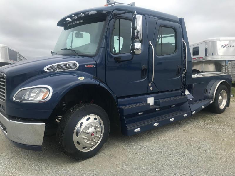 2015 Freightliner M2 106 Sport SportChassis RHA114 2015 Freightliner M2 106 Sport SportChassis RHA114