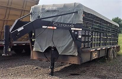2005 Gooseneck GOOSENECK STOCK TRAILER Livestock Trailer 2005 Gooseneck GOOSENECK STOCK TRAILER Livestock Trailer
