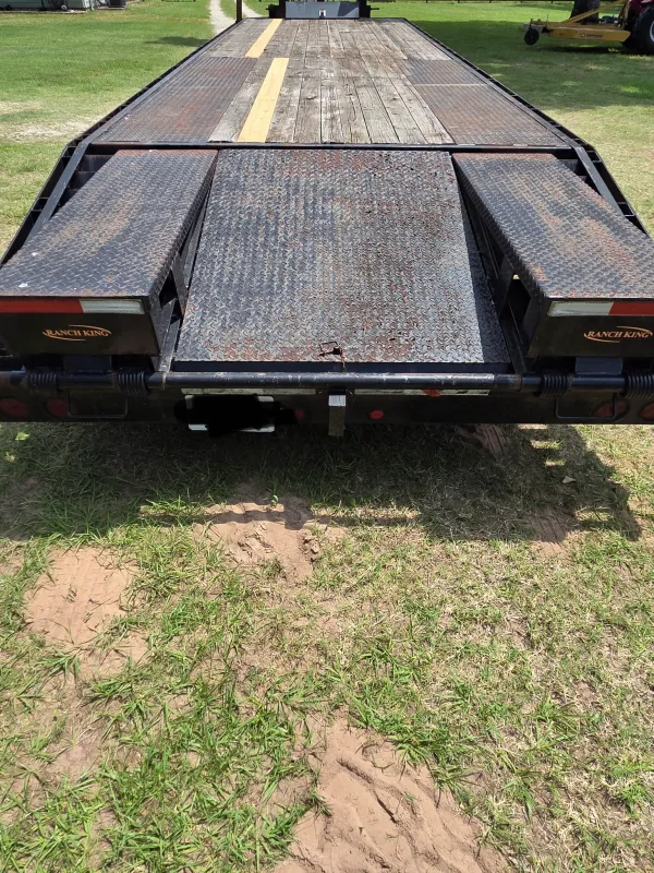 used Equipment / Flatbed Trailers Ranch King  for sale, in Conroe, TX Thumbnail 2