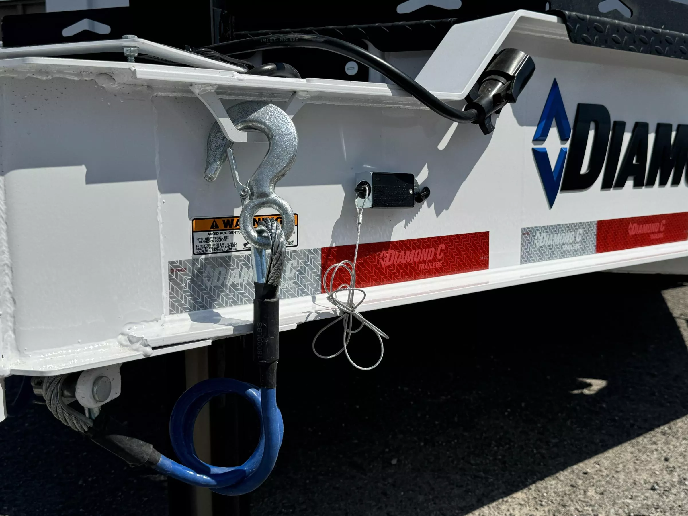 2025 Diamond C LPT 14' 32" Sides Pacesetter Edition - 14.9K Telescopic Dump Trailer Nr7nSys0s5vv
