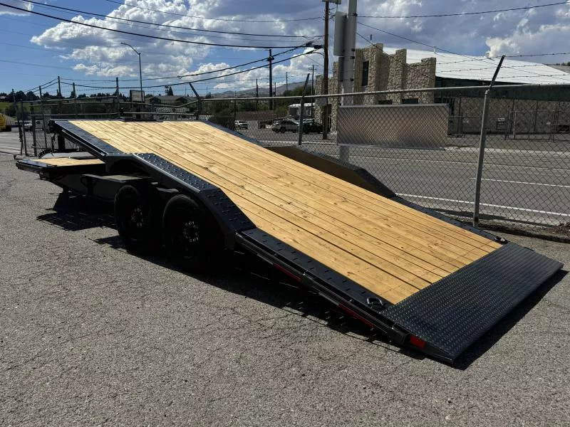 2026 Diamond C HXD 102"x22' - 18K Equipment Tilt Trailer