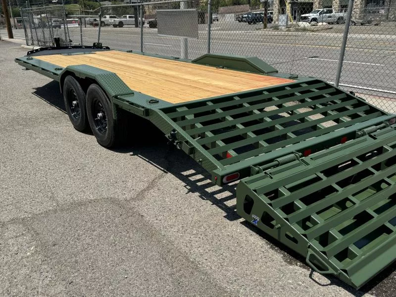 2025 Diamond C LPX 22' X-Ramp - 14.9K Equipment Trailer