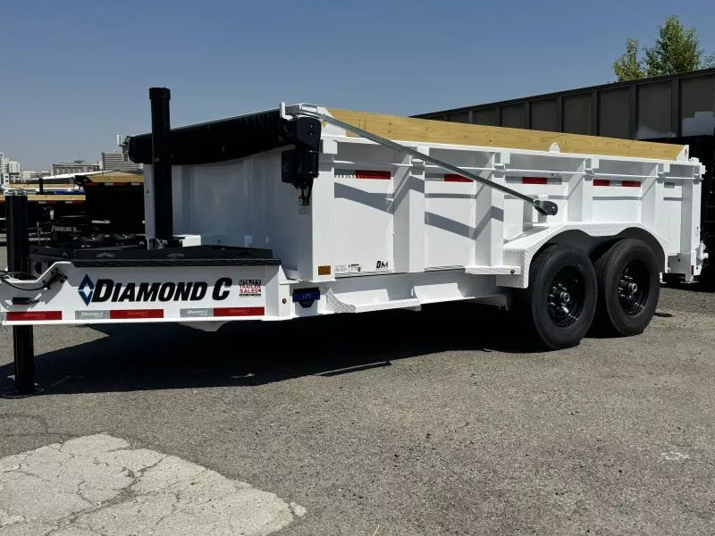 2025 Diamond C LPT 14' 32" Sides Pacesetter Edition - 14.9K Telescopic Dump Trailer