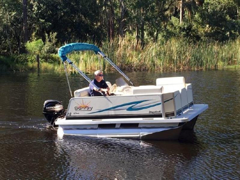 2022 Fiesta Saltwater Pontoons 12' Sunray Sundeck 2022 Fiesta Saltwater Pontoons 12' Sunray Sundeck