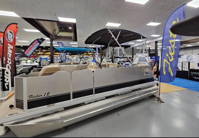 2023 Fiesta Saltwater Pontoons 18' Fiesta Family Fisher Center Console