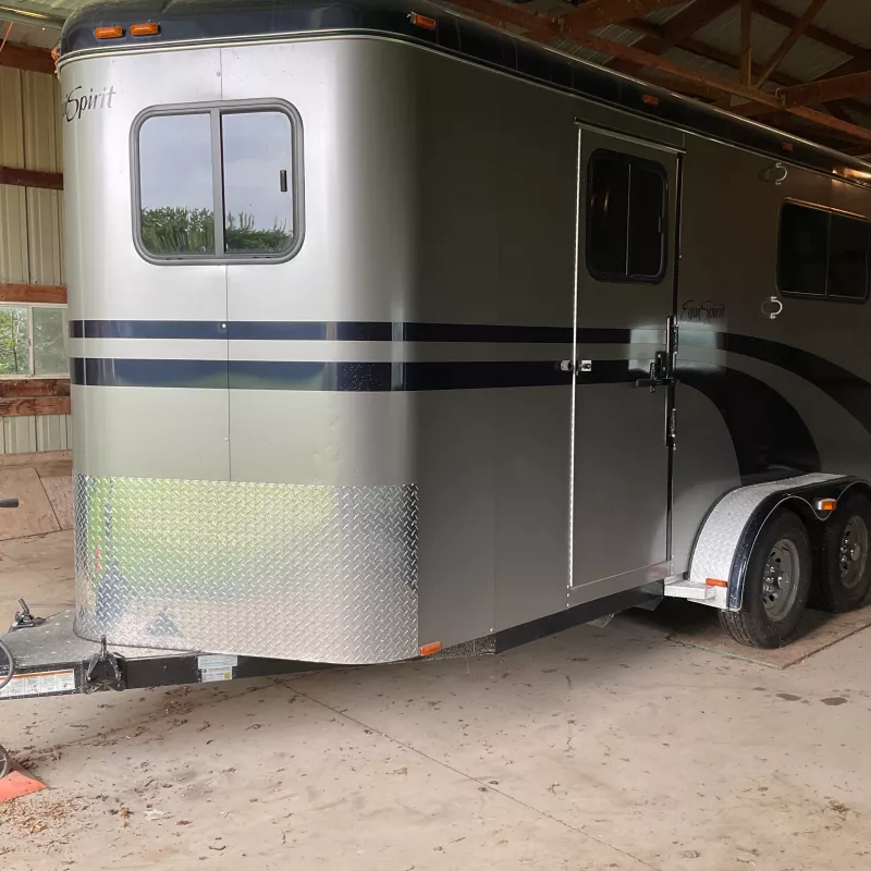 used Horse Trailers Equispirit Horse Trailers  for sale, in Kenyon, MN Thumbnail 4