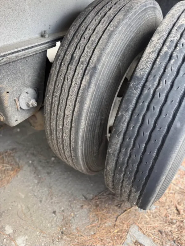 used Flatbed Semi Trailers MAC Trailer  for sale, in Farmington, MI Thumbnail 4