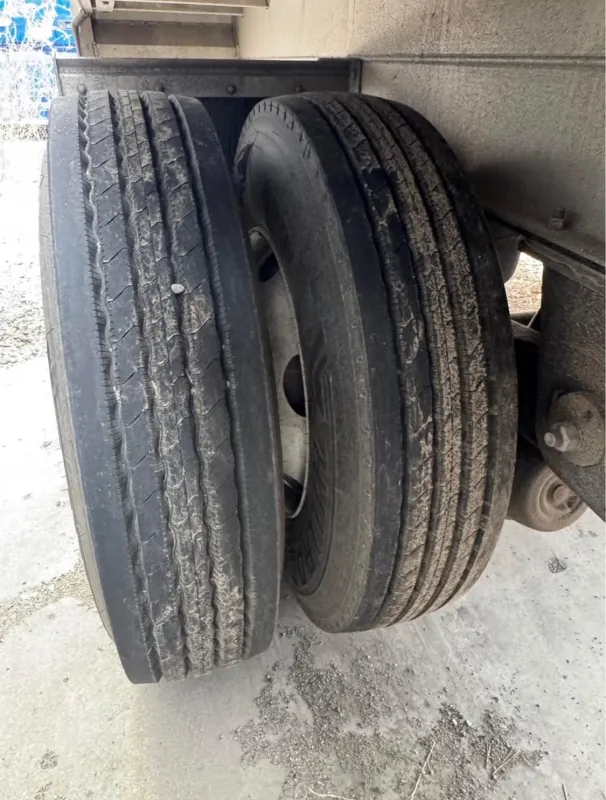 used Flatbed Semi Trailers MAC Trailer  for sale, in Farmington, MI Thumbnail 5