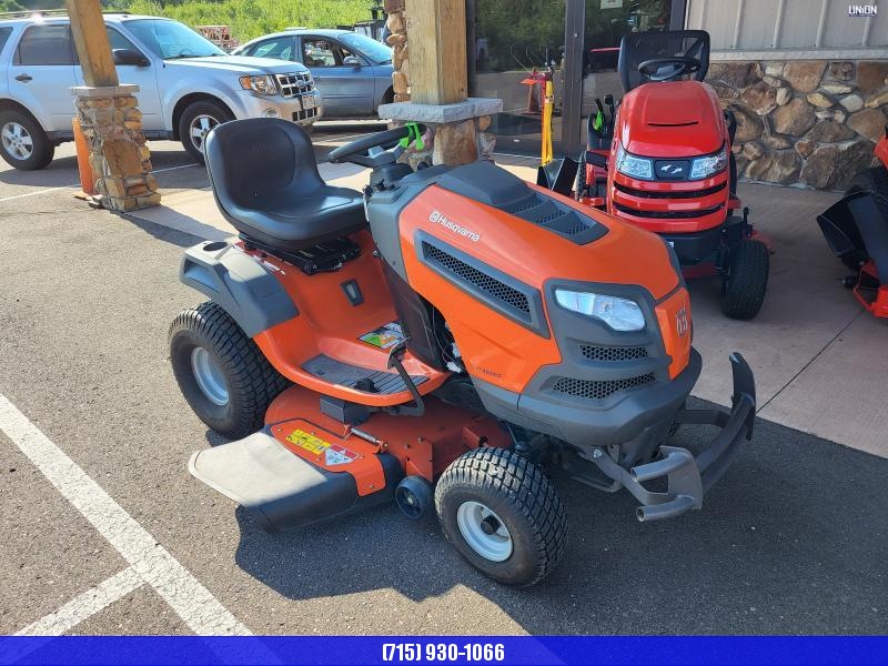 2016 Husqvarna YT42DXLS Lawn Mowers 2016 Husqvarna YT42DXLS Lawn Mowers