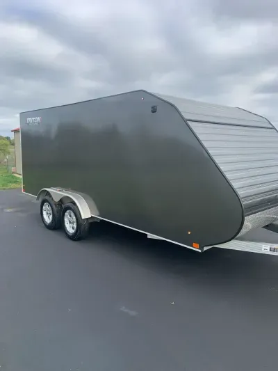Enclosed sled/UTV trailer