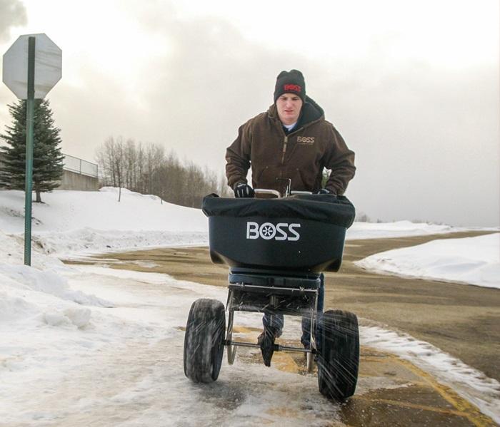 2022 BOSS SNOWPLOW WALK BEHIND SPREADER 2022 BOSS SNOWPLOW WALK BEHIND SPREADER