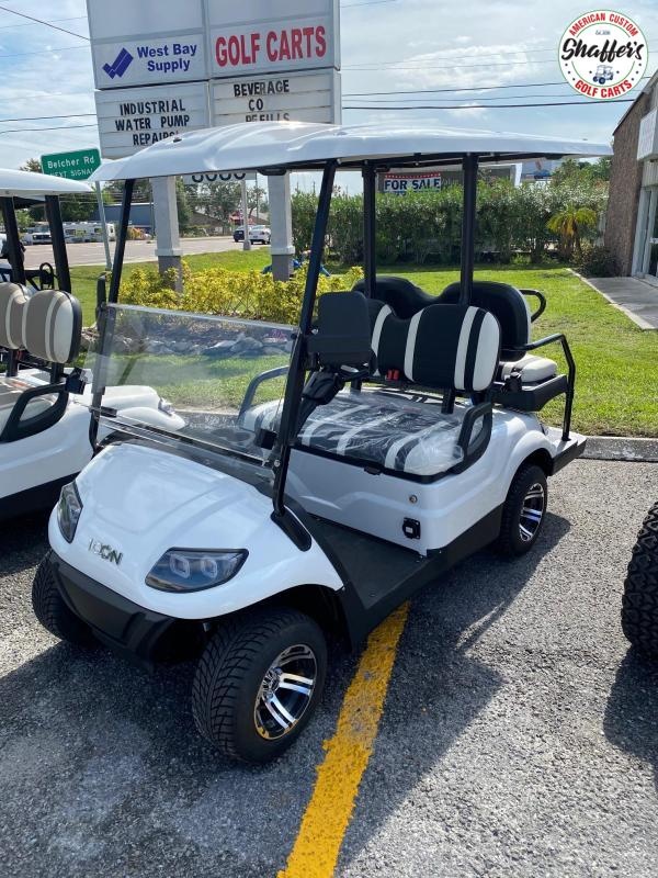 2021 ICON i40 White 4 passenger Golf Cart 2021 ICON i40 White 4 passenger Golf Cart