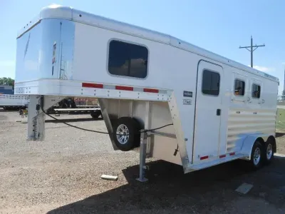 2023 Featherlite 7541-204A 2 HORSE Horse Trailer