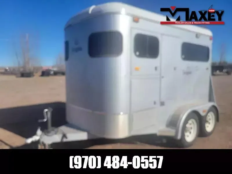 1993 Logan Coach Trailers 2 Horse Straight Load