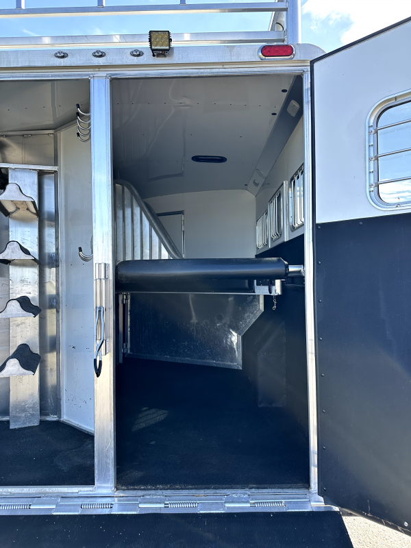 used Horse Trailers 4-Star Trailers  for sale, in Randolph, MN Thumbnail 15