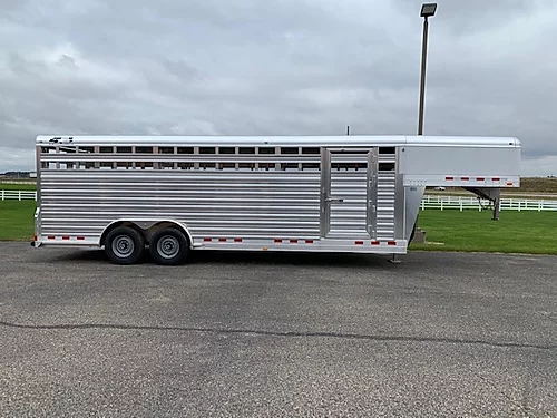 4-Star 2020 24' Stock GN Trailer 4-Star 2020 24' Stock GN Trailer