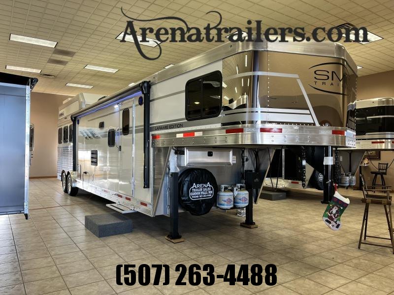 2022 SMC 3 Horse Trailer 1499 2022 SMC 3 Horse Trailer 1499