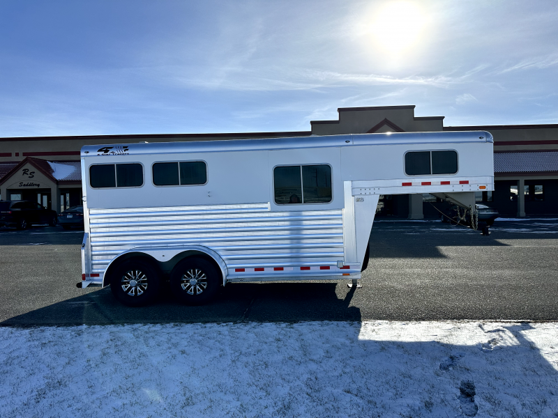 used Horse Trailers 4-Star Trailers  for sale, in Randolph, MN Thumbnail 2