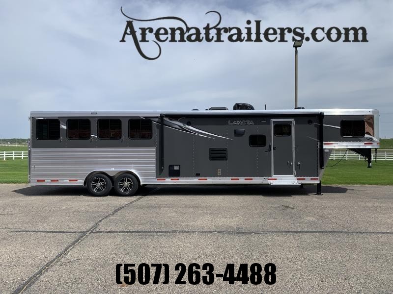 2023 Lakota 4H LQ Horse Trailer 2023 Lakota 4H LQ Horse Trailer