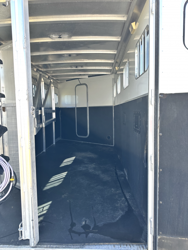 used Horse Trailers Exiss Trailers  for sale, in Randolph, MN Thumbnail 9