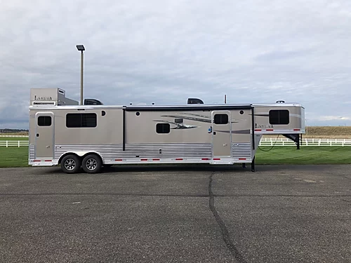 Lakota 2019 Toy Hauler Lakota 2019 Toy Hauler
