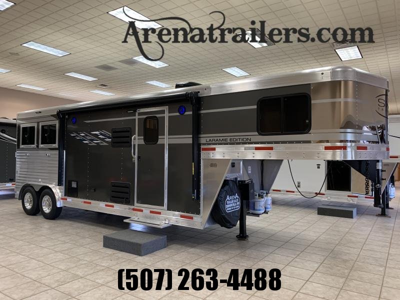 2022 SMC Laramie Horse Trailer 1502 2022 SMC Laramie Horse Trailer 1502