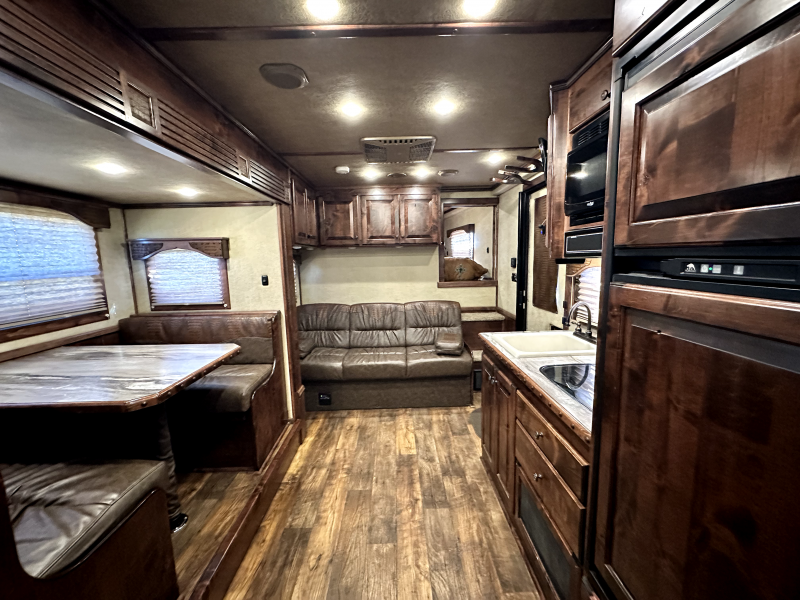 used Horse Trailers 4-Star Trailers  for sale, in Randolph, MN Thumbnail 29