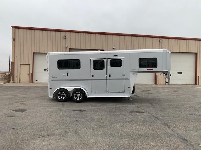 2017 Sundowner Trailers Charter SE Horse Trailer 2017 Sundowner Trailers Charter SE Horse Trailer