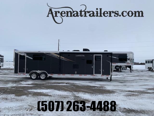 2022 Lakota CTH81413SR Toy Hauler Trailer 4106 2022 Lakota CTH81413SR Toy Hauler Trailer 4106