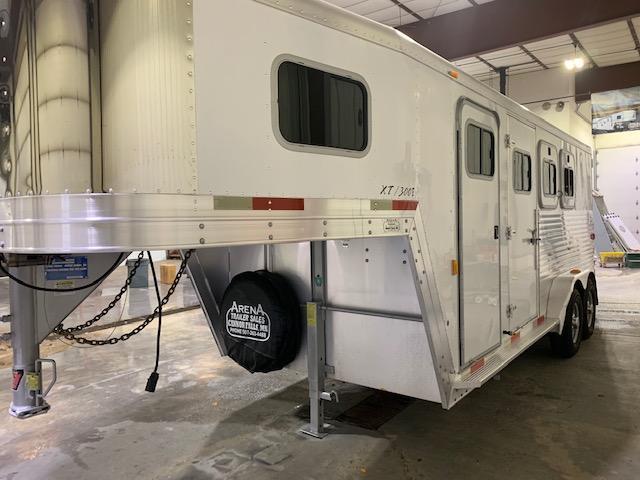Exiss 2003 Trailers XT300E Horse Trailer Exiss 2003 Trailers XT300E Horse Trailer