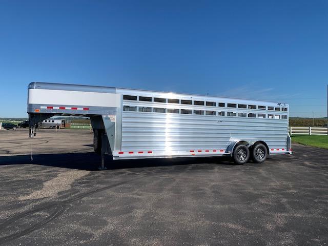 2022 4-Star Trailers Deluxe Stock Livestock Trailer 2022 4-Star Trailers Deluxe Stock Livestock Trailer
