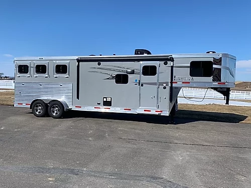2020 Lakota Charger 3H LQ Horse Trailer 2020 Lakota Charger 3H LQ Horse Trailer